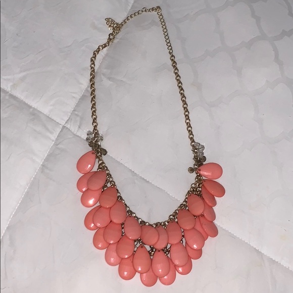Pink statement necklace - Picture 2 of 2